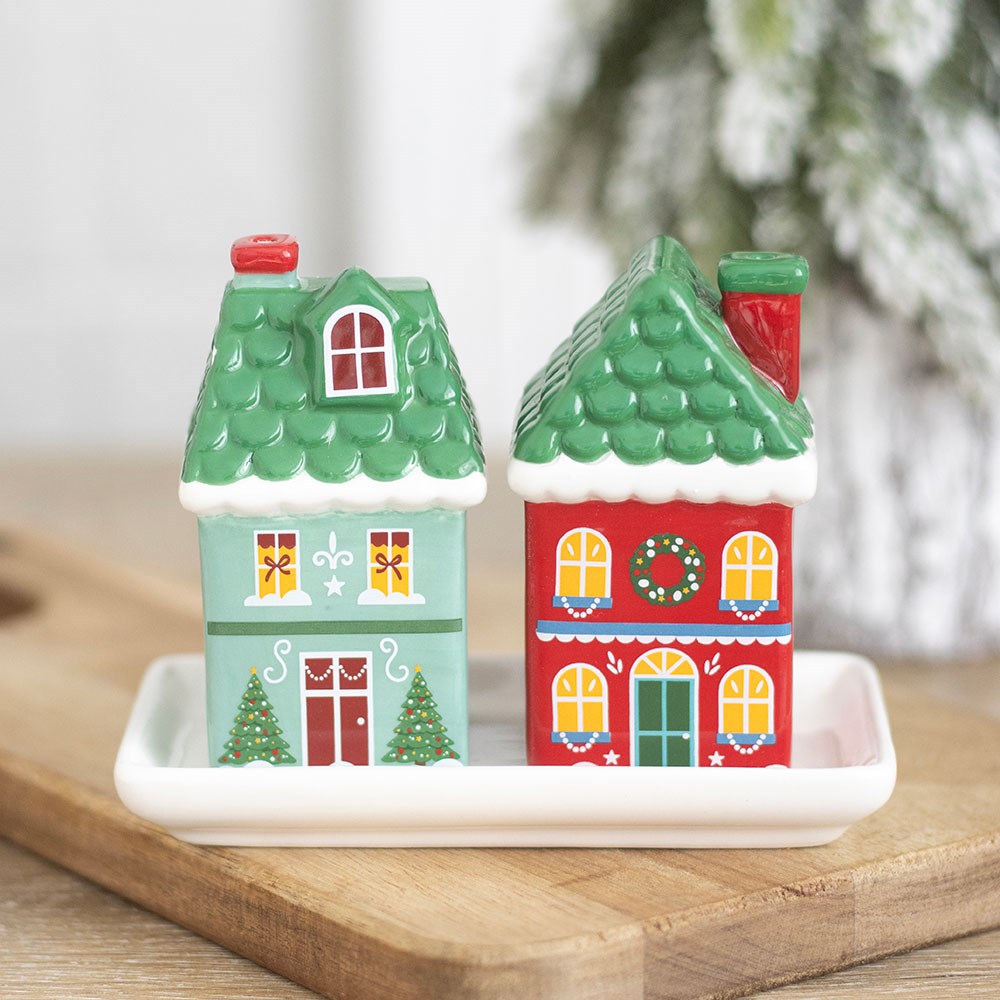 Christmas House Salz- & Pfefferstreuer Set – mit Tablett