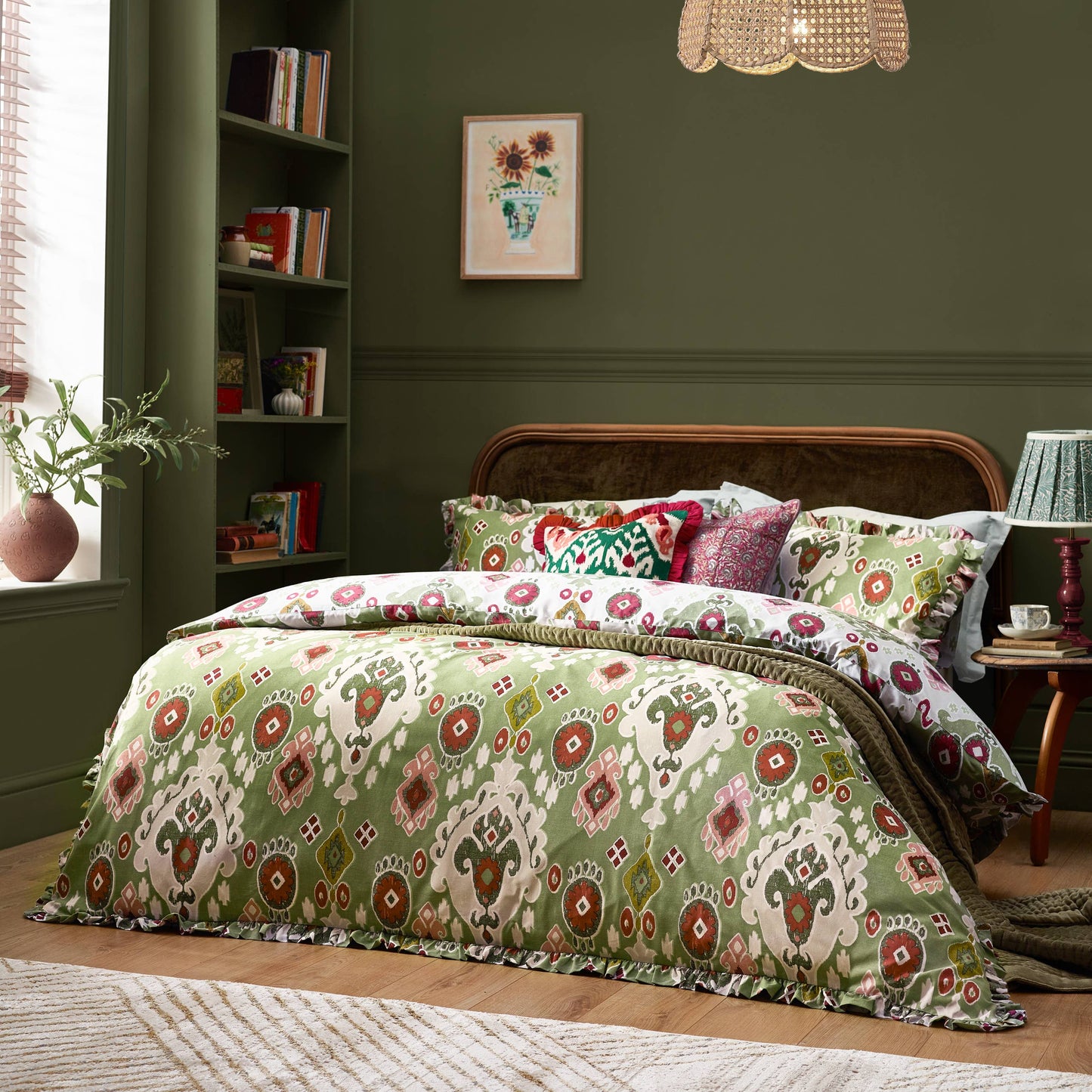 Luxus vintage Wendebettwäsche „Dawson Ikat“ mit Rüschen Waldgrün