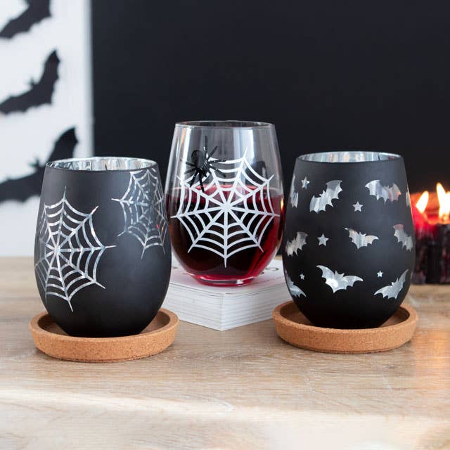 Weingläser ohne Stiel im gotischen Stil mit Spinne und Netzmotiv, 2 Stück