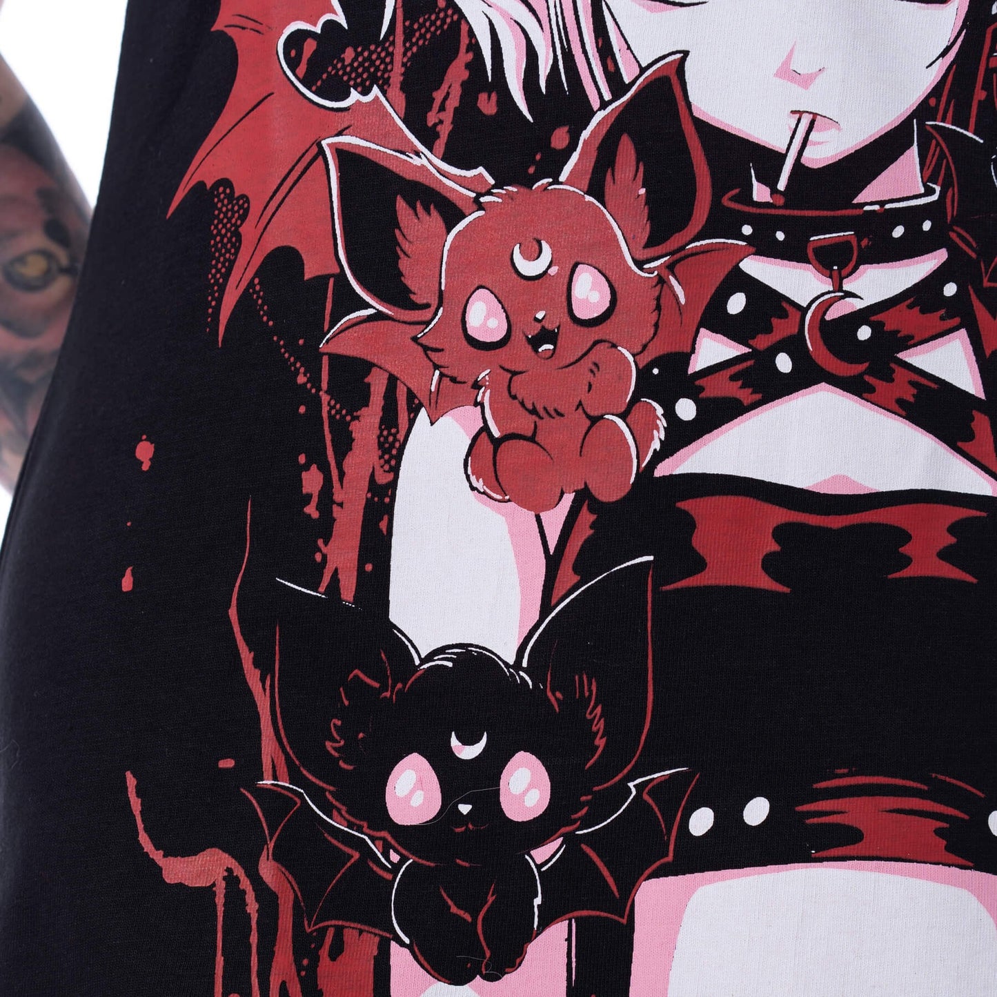 Süßes Fledermaus Batling T-Shirt – Cupcake Cult - schwarz-rot