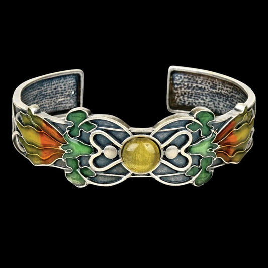 Jugendstil Schmetterling Armreif – schwarzer Hintergrund