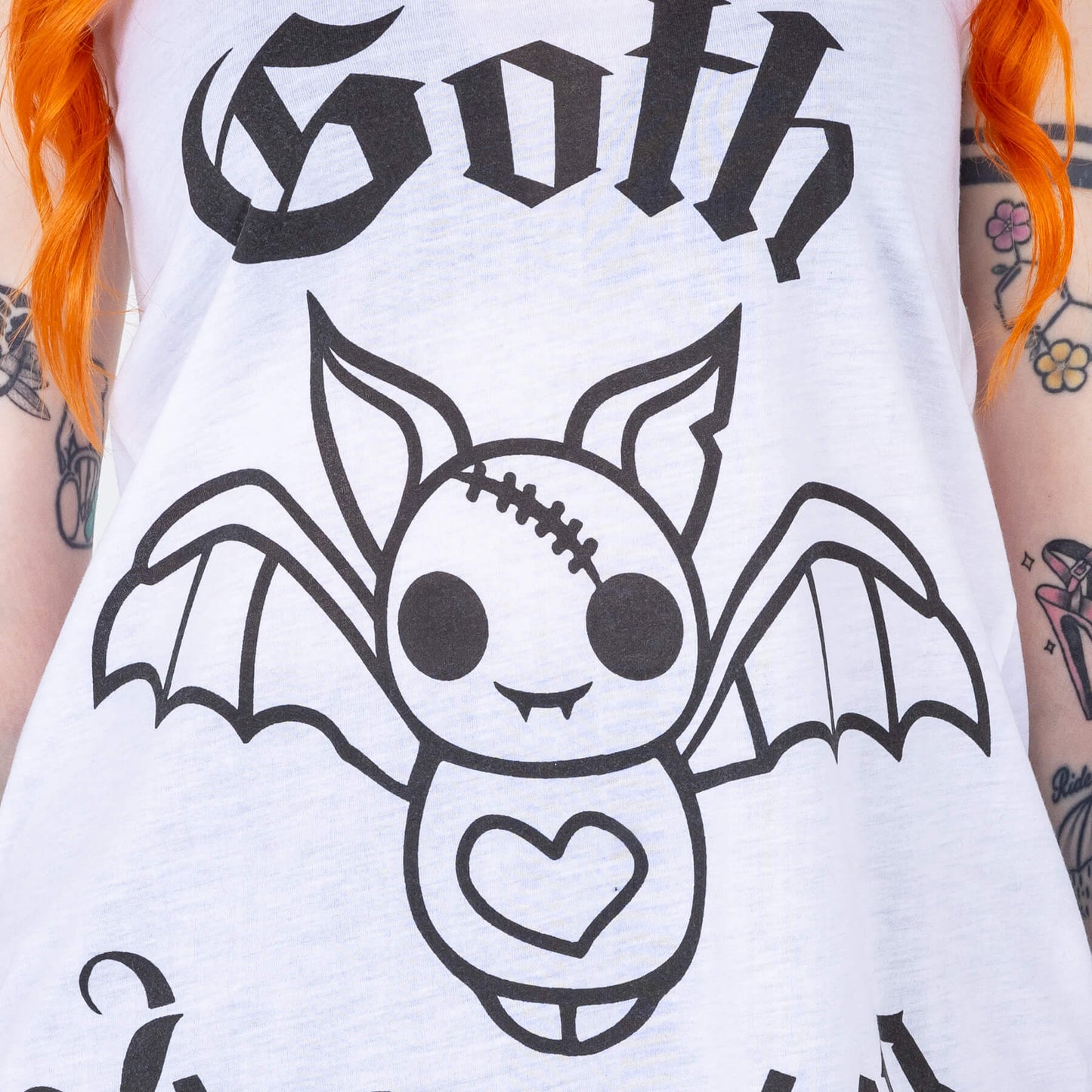 Goth In Training Vest – Model Detailansicht Print