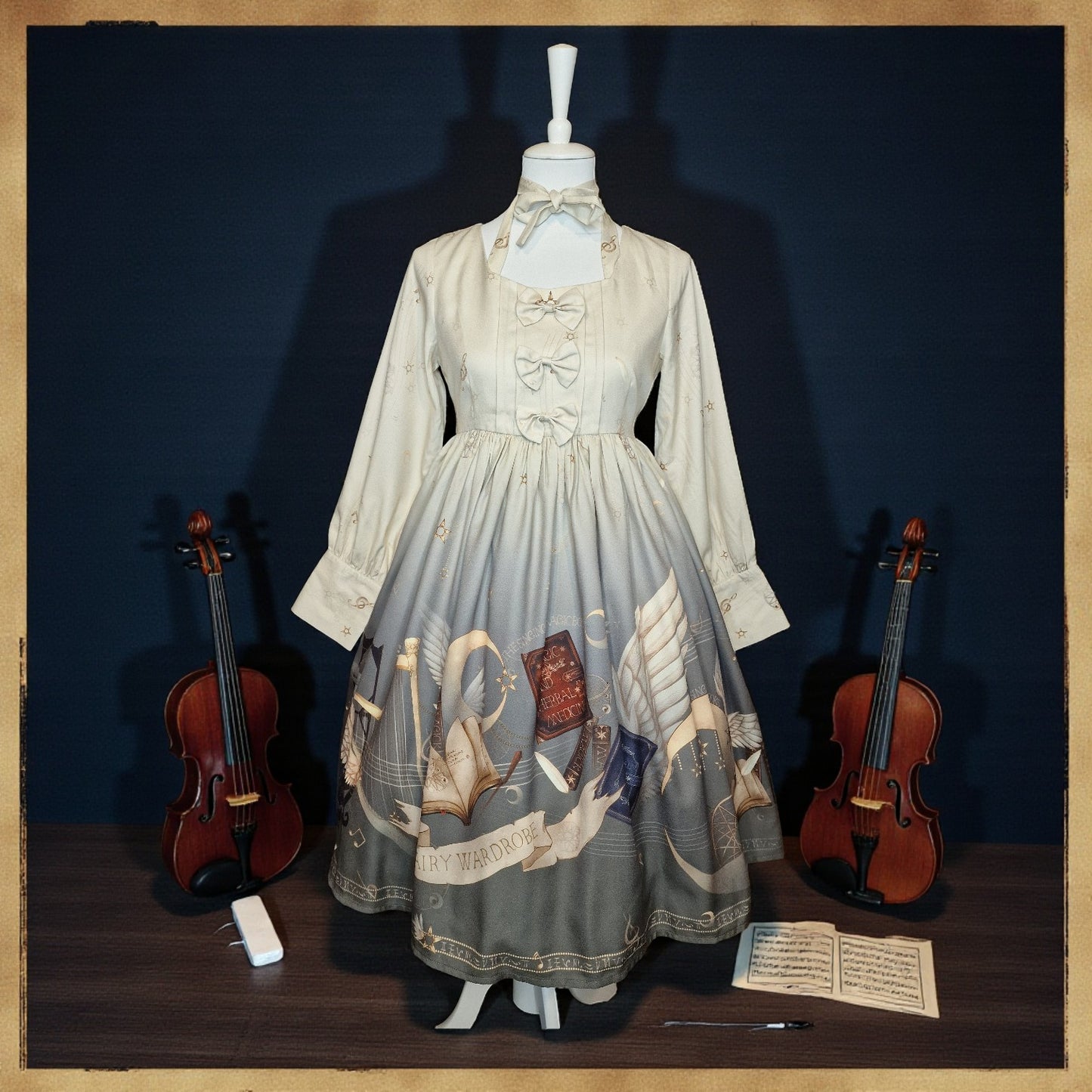 Neoclassical Lolita Kleid "The Singing of Magic Books" neu
